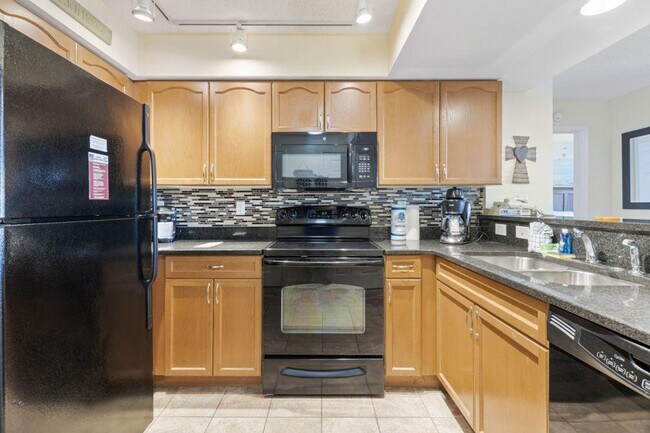 Building Photo - 1321 S Ocean Blvd