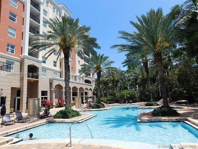 Building Photo - 17100 N Bay Rd