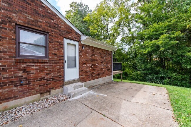 Building Photo - 3BR/1BA Home For Rent in Willow Creek Subdivision