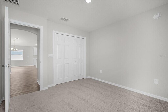 Building Photo - 1460 Fleur Dr