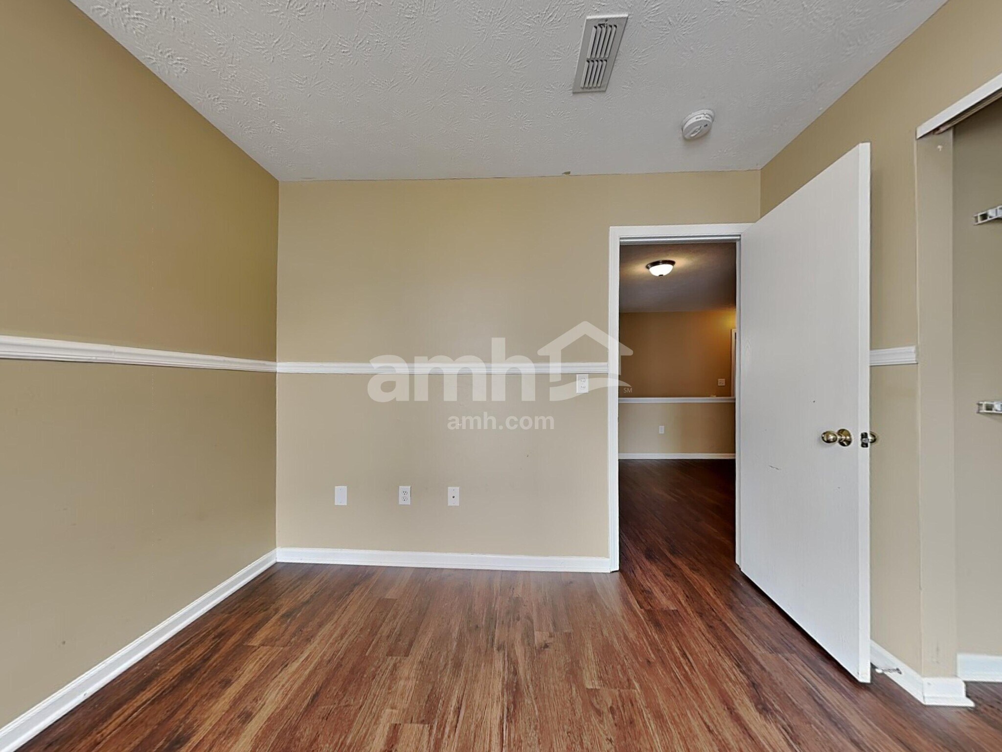 Building Photo - 7730 Hillsdowne Cir