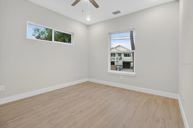 Building Photo - 207 Athens St