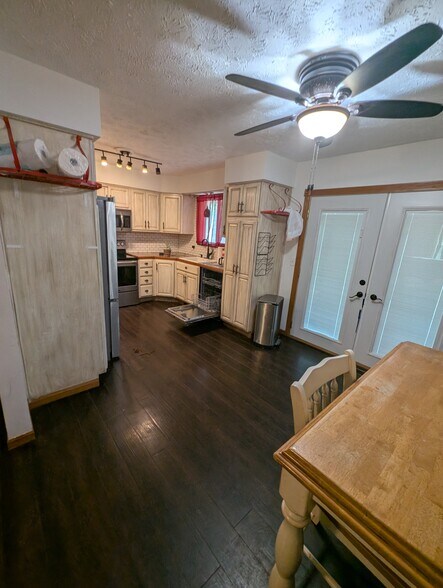 Building Photo - 2130 N 189th St