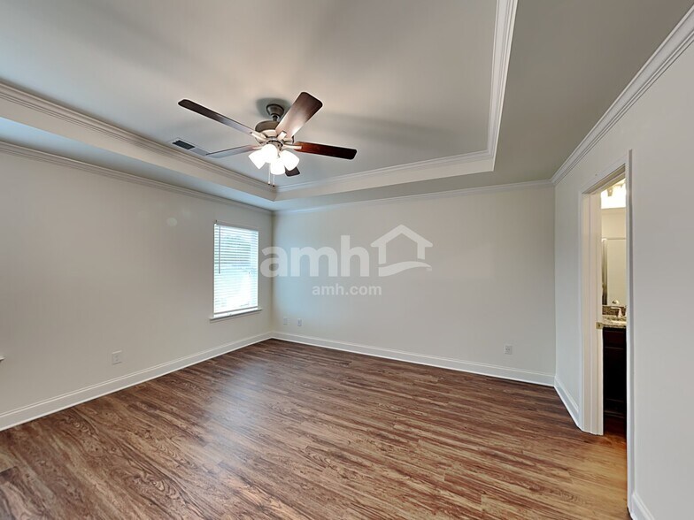 Building Photo - 8112 Brookbend Dr