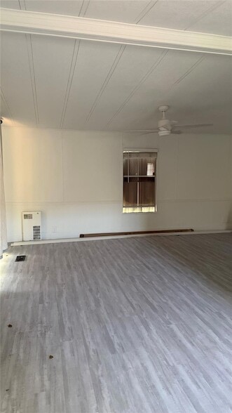Building Photo - 5040 SW 30th Ave