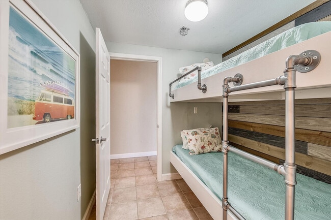 Building Photo - 104 Gulfside Ct