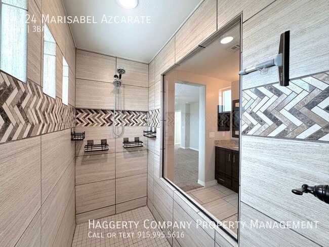 Building Photo - 4724 Marisabel Azcarate St