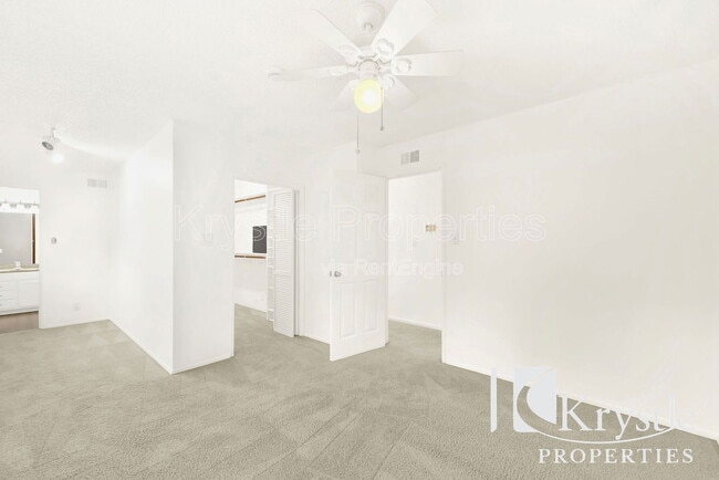 Building Photo - 306 Keats Dr