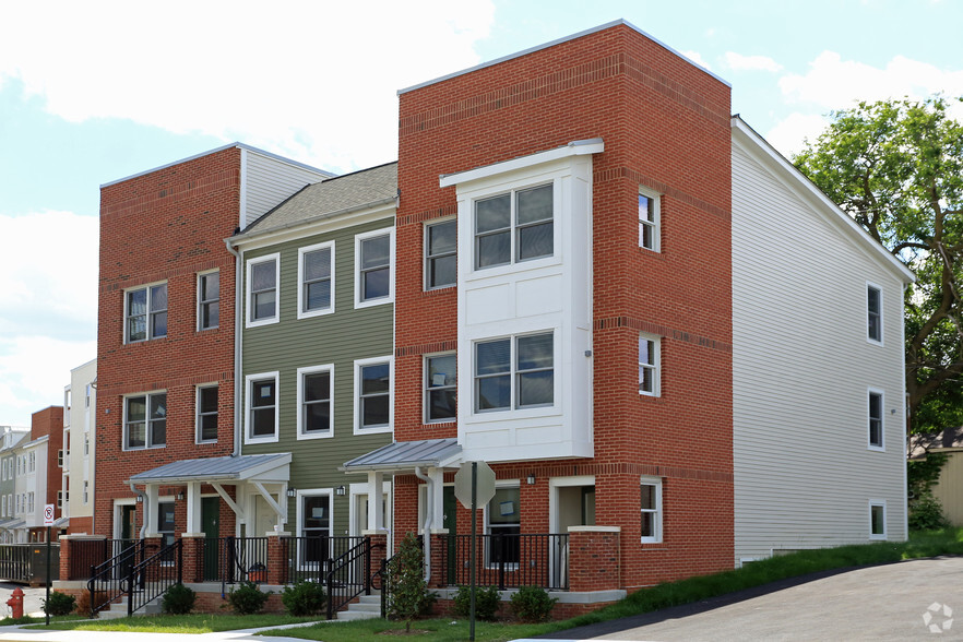 Building Photo - Sinclair Way