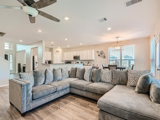 Building Photo - 3735 Lion Creek Ct