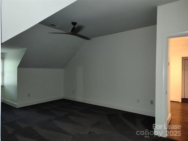 Building Photo - 5630 Colony Rd