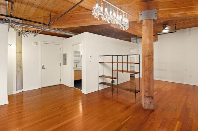 Building Photo - Exposed Beams in Historic Trace Lofts