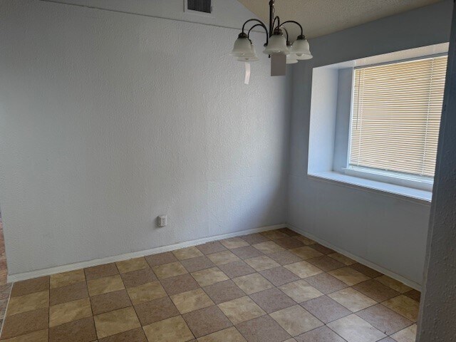 Building Photo - 11922 Sulphur Springs Dr