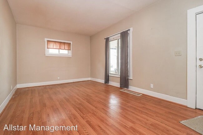 Building Photo - 2 br, 1 bath House - 4413 Woburn Avenue, Down