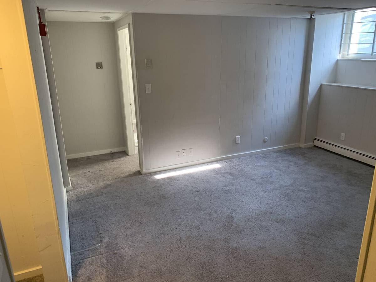 Building Photo - 6 St Mark St