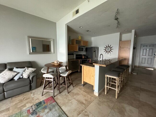 Building Photo - 9420 Seawall Blvd