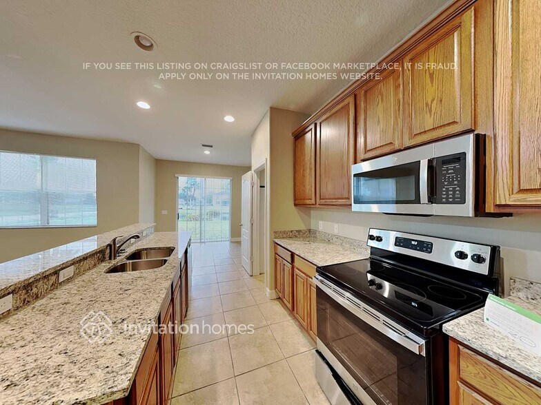 Building Photo - 5253 Moon Shell Dr