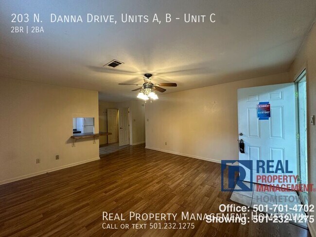 Building Photo - 203 N Danna Dr