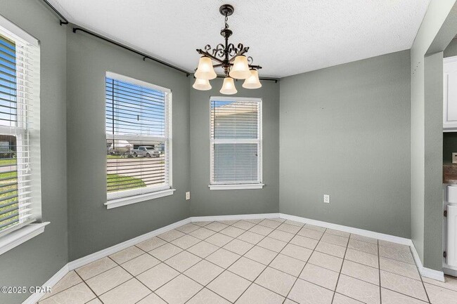 Building Photo - 1707 Scarlett Blvd