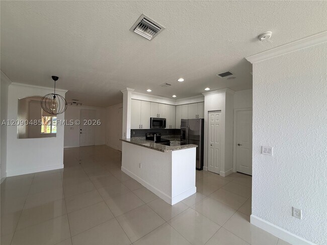 Building Photo - 7140 SW 166th Pl