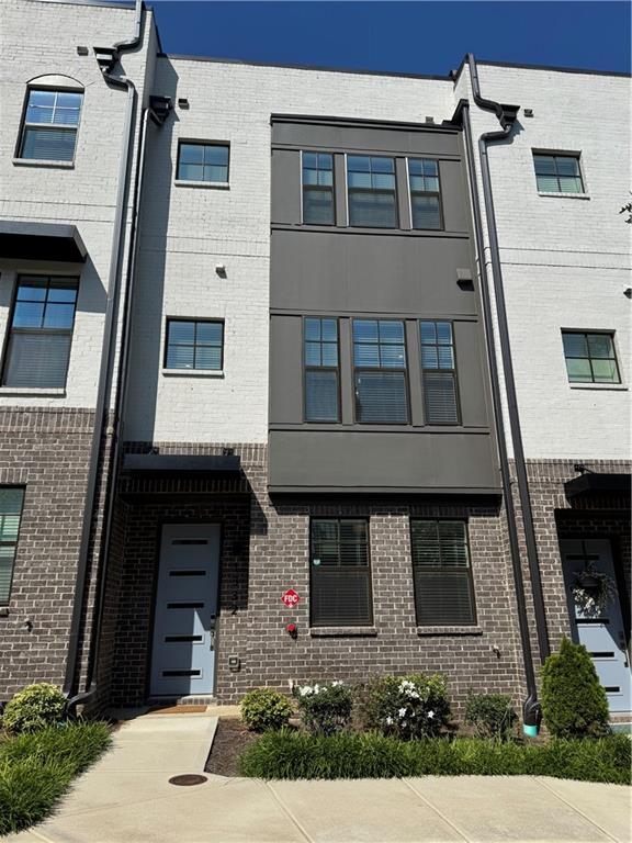Building Photo - 1332 Booth Ave NW