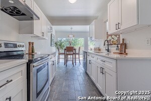Building Photo - 1142 Churing Dr