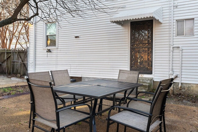 Building Photo - 30 N Auburndale St