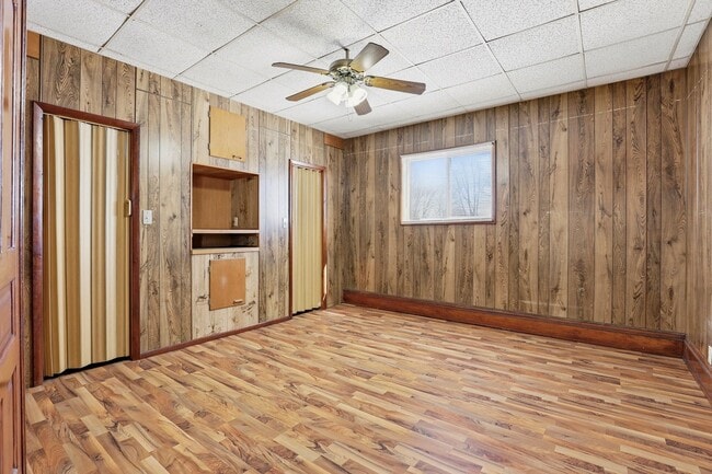 Building Photo - 1028 S 14th St