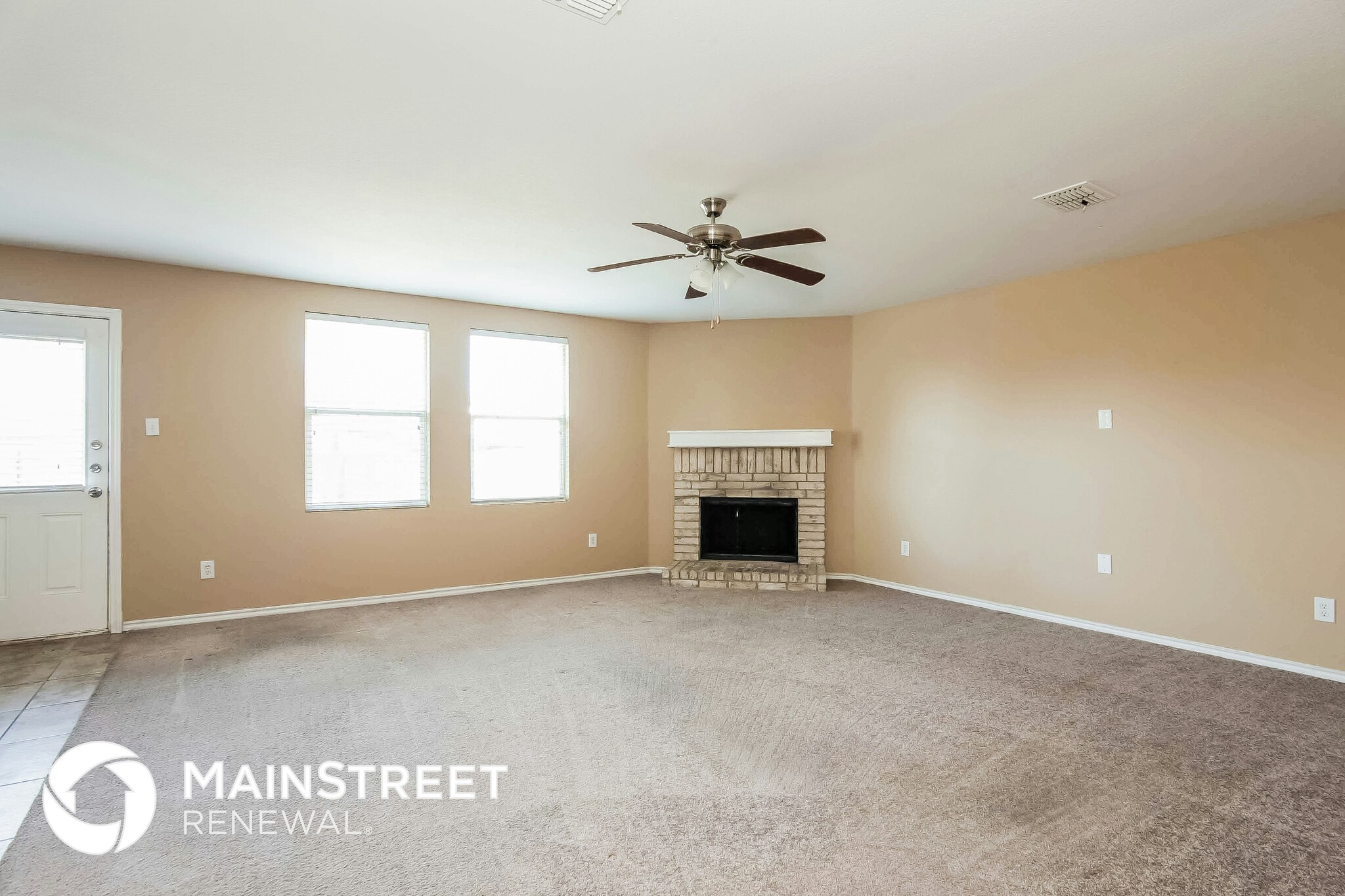 Building Photo - 1044 Cavern Dr