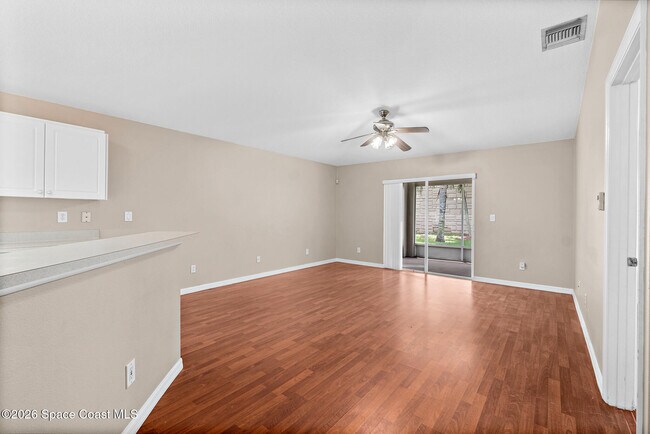 Building Photo - 2467 Deercroft Dr