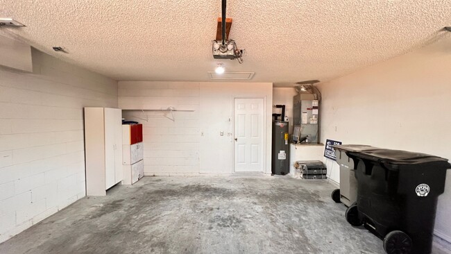 Building Photo - BEAUTIFUL 3 Bedroom 2 Bathroom home in Apopka