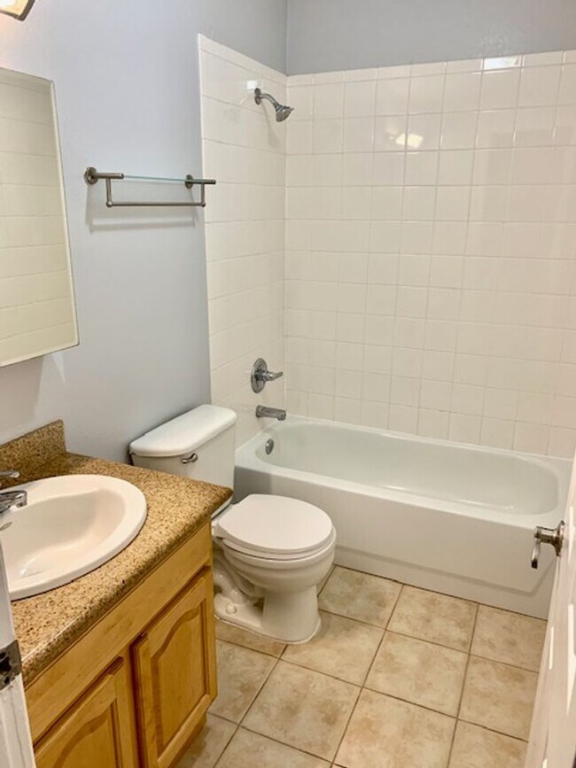 Building Photo - Great 1 bed 1 bath Condo in Pittsburg -- COMING SOON !!!