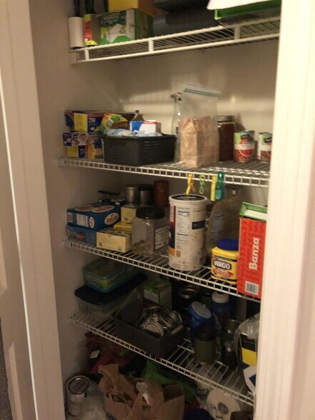 Building Photo - 340 Hildred Dr