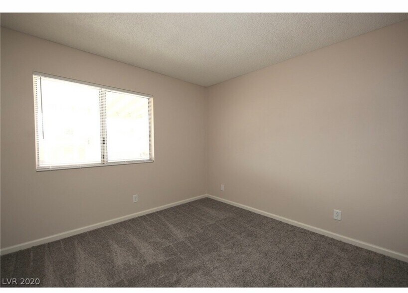 Building Photo - 7165 Bridgeview Ave