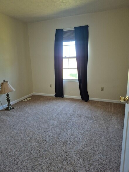 Building Photo - 991 Charlie Norris Rd