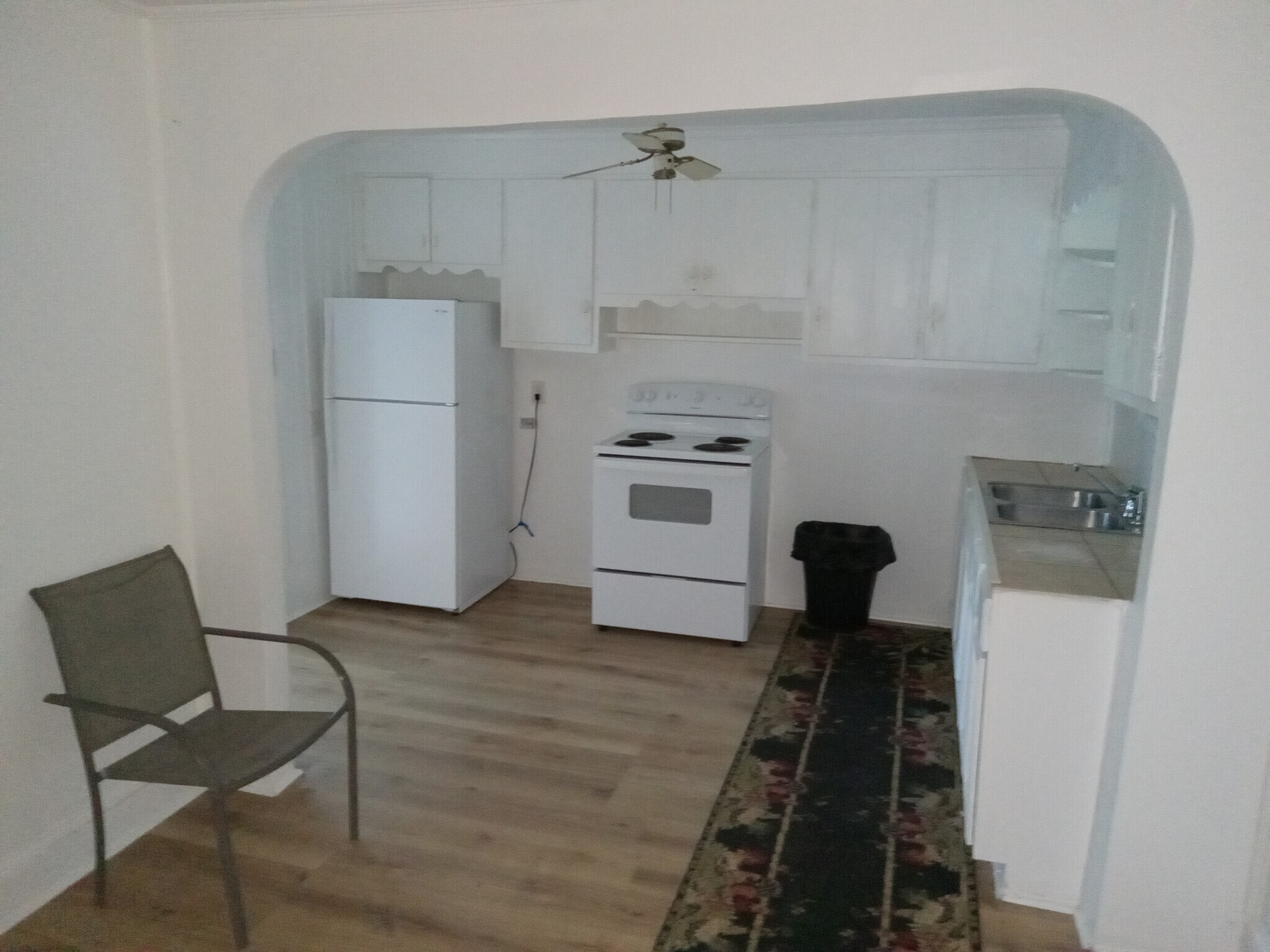 Building Photo - 443 Mulberry St