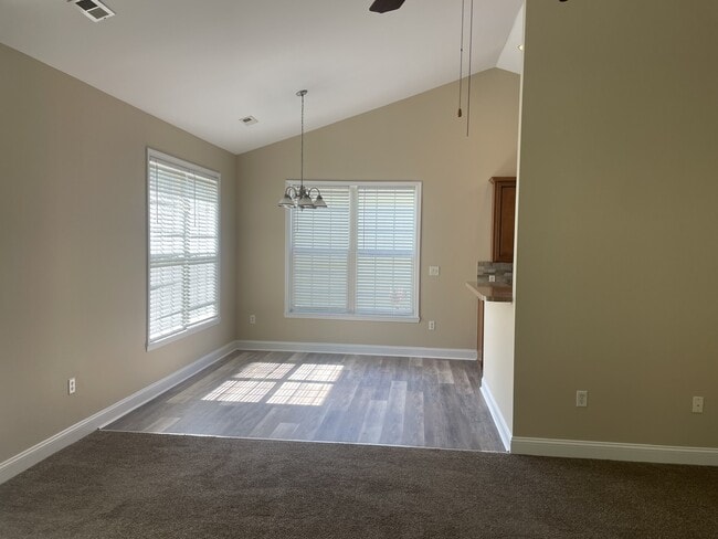 Building Photo - 281 White Water Loop