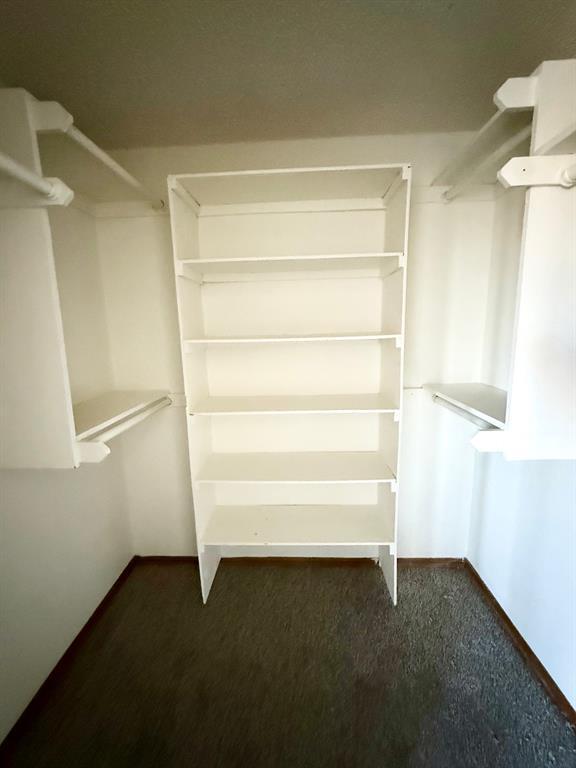 Building Photo - 214 Justin Dr