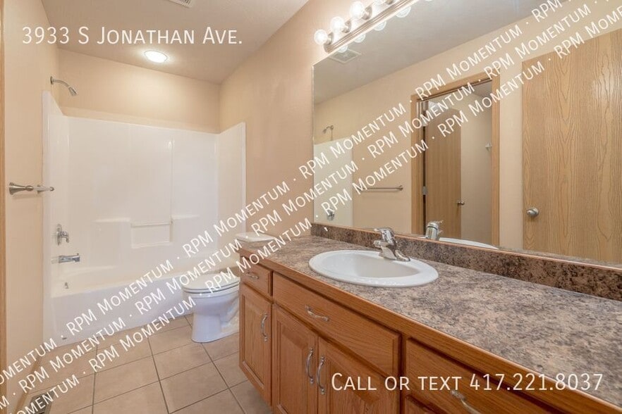 Building Photo - 3933 S Jonathan Ave