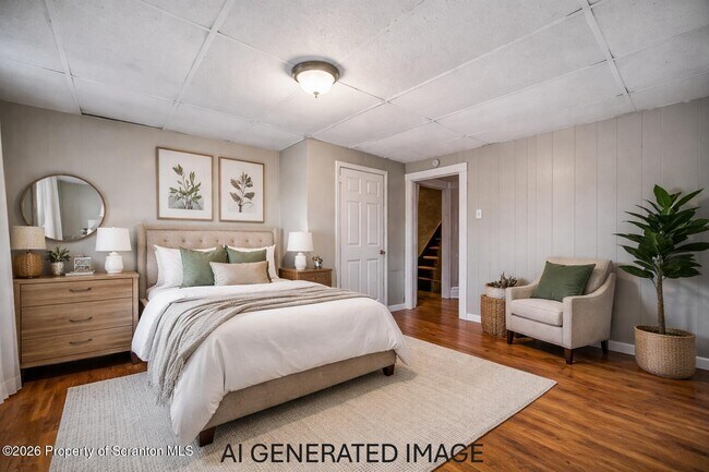 Building Photo - 114 New York St