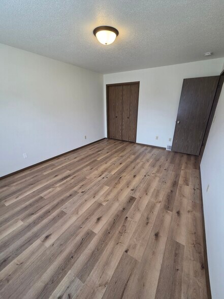 Bedroom 1 - 1106 Oleson Rd