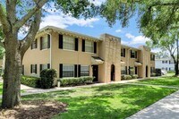 Building Photo - 3331 N Westmoreland Dr