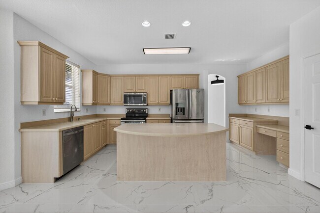 Building Photo - 2089 Reston Cir