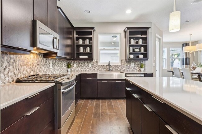 Building Photo - 7055 Scarlet Ibis Ln