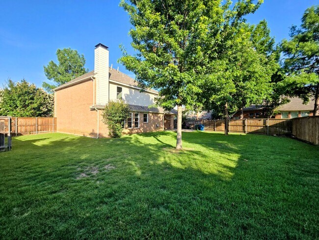 Building Photo - 3705 Golden Aspen Dr