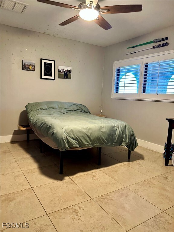 Building Photo - 3766 SE 6th Ave