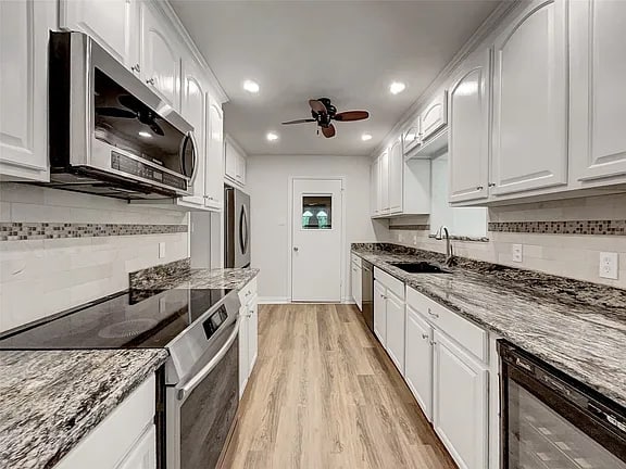 Building Photo - 917 Bower Dr