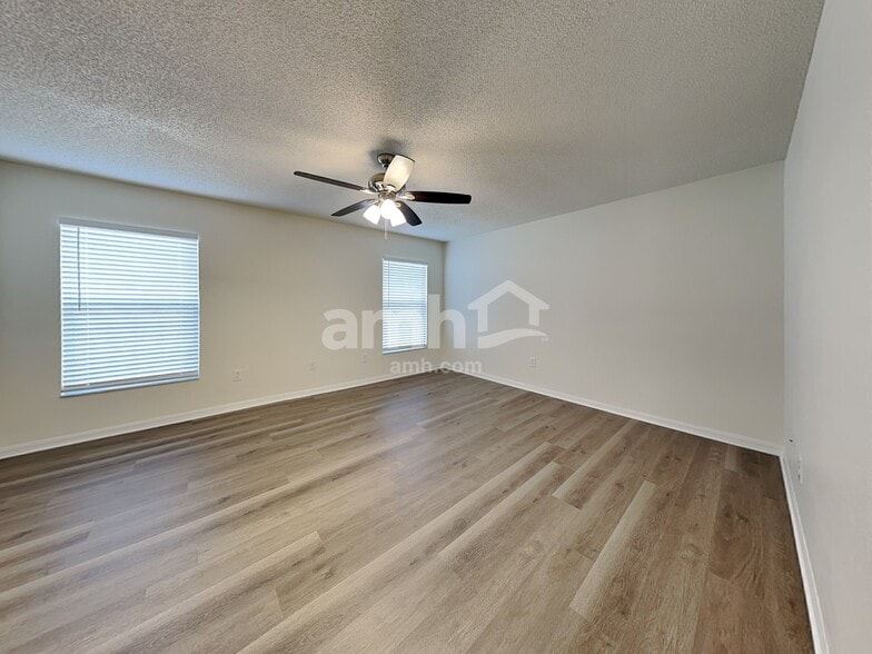 Building Photo - 4208 Settlers Ct