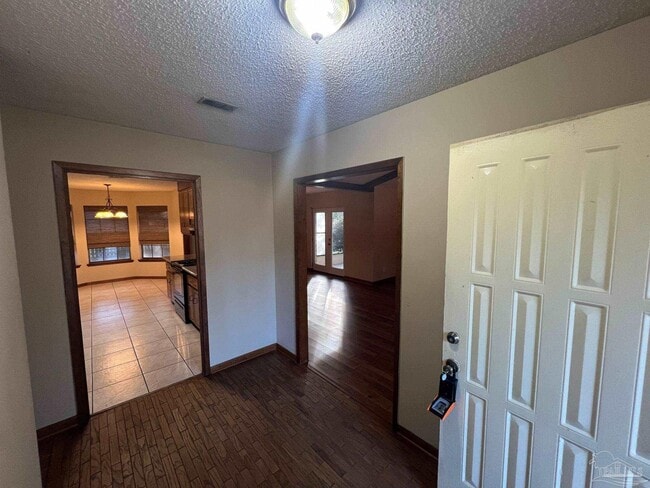 Building Photo - 3131 Oxford Cir