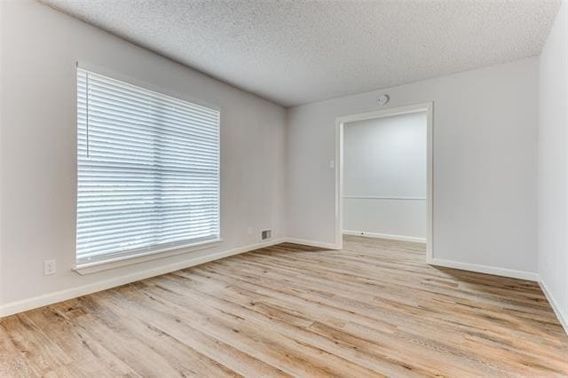 Building Photo - 826 Wildgrove Dr